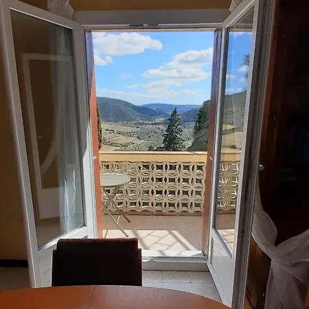 Vue D Апартаменты Ansignan